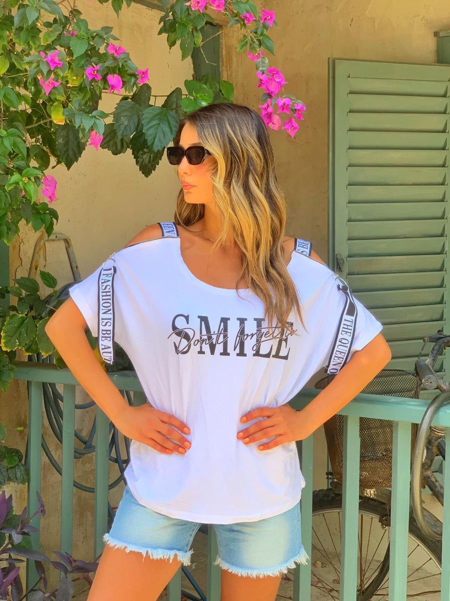 חולצה SMILE לבן