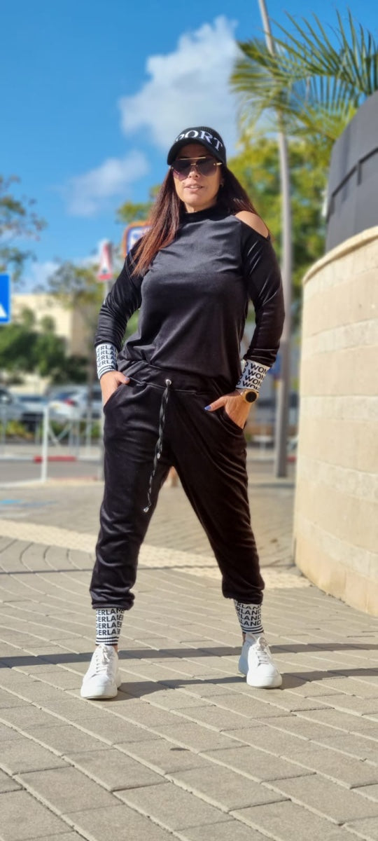 חליפת קטיפה אופיר שחור