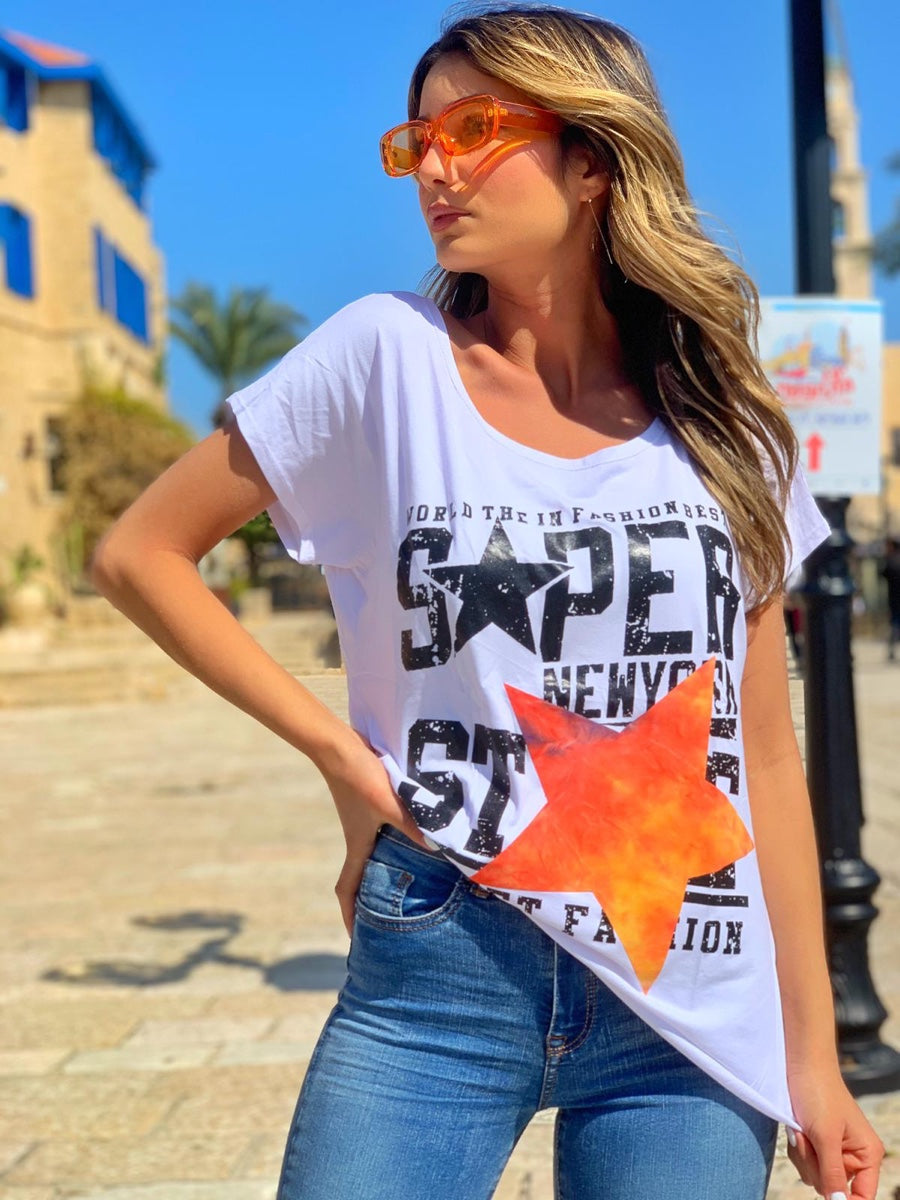 חולצה בטיק לבן