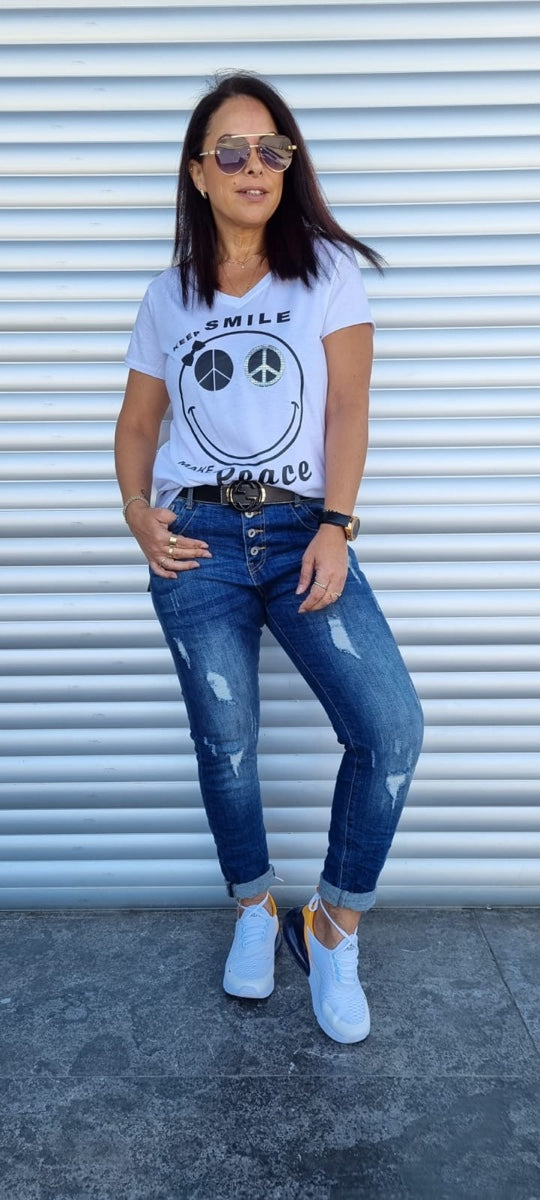 חולצה סמייל לבן