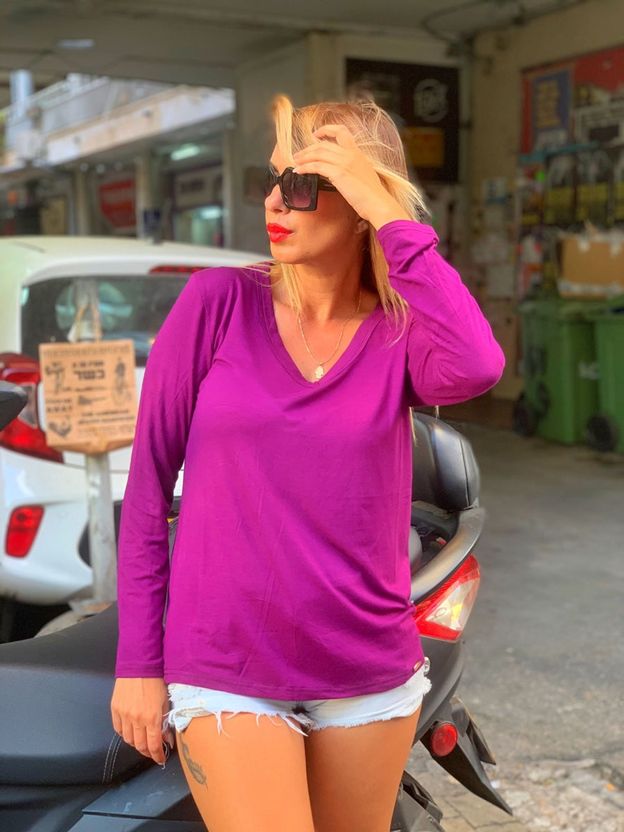 בייסיק וי ארוך סגול