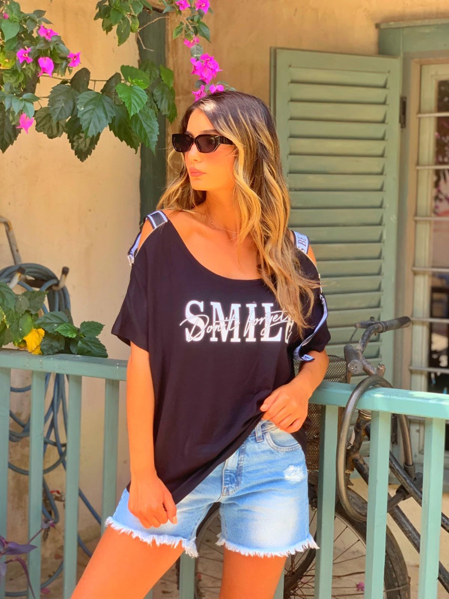 חולצה SMILE שחור