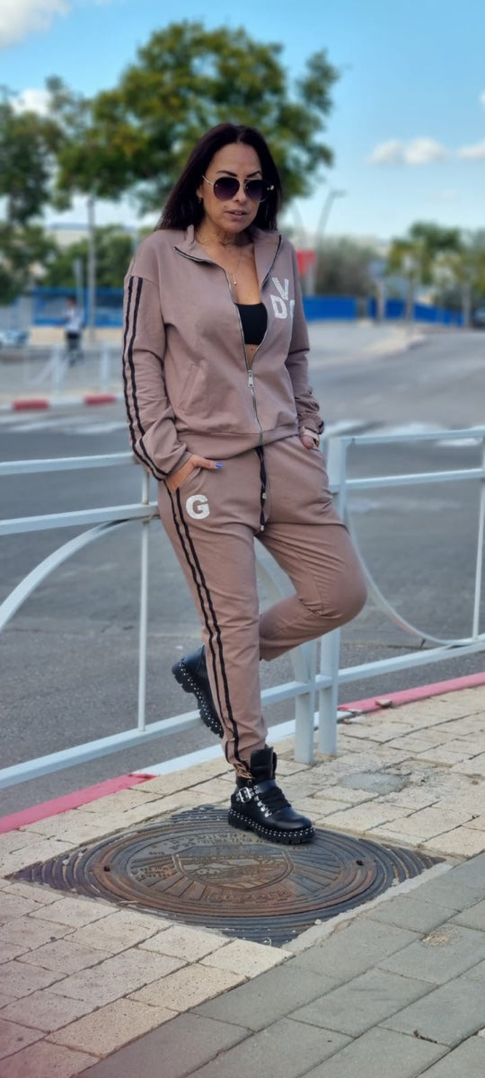 חליפה לורן מוקה