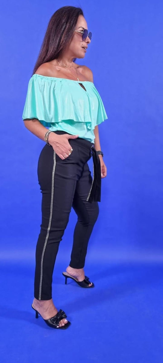 מכנס מיכאלה
