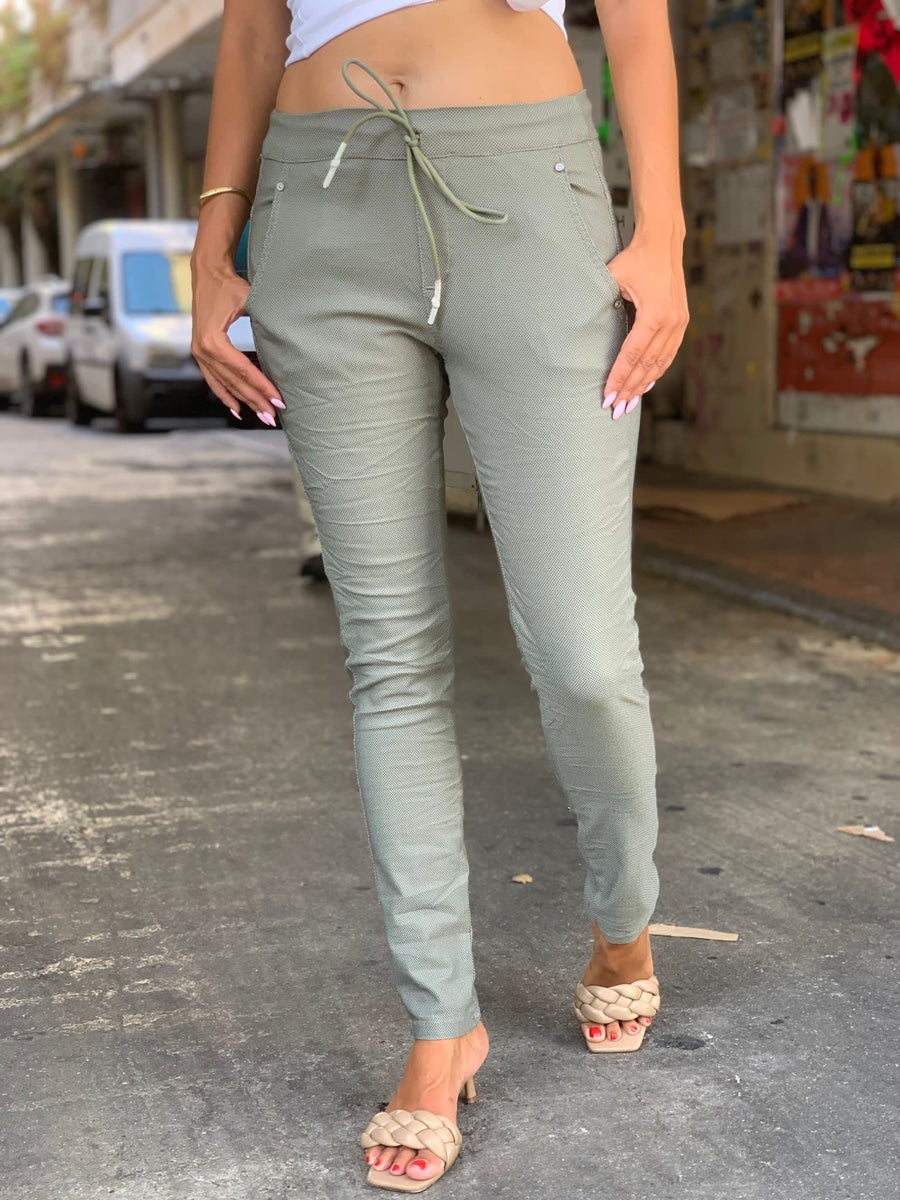מכנס בר ירוק