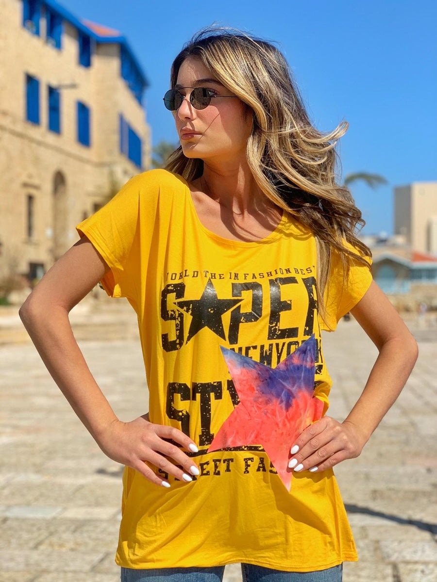 חולצה בטיק צהוב