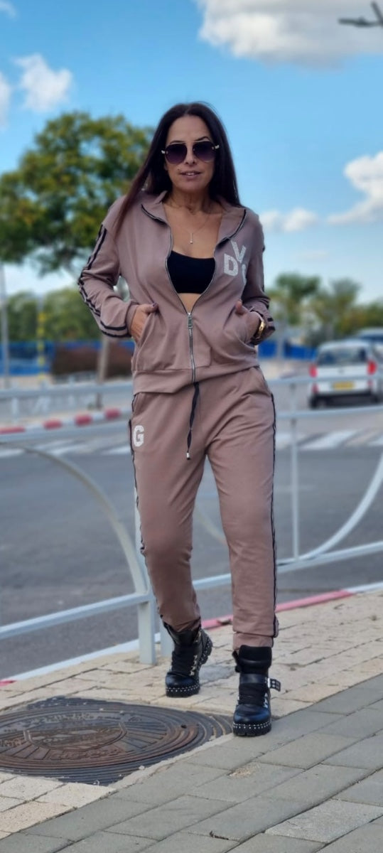 חליפה לורן מוקה