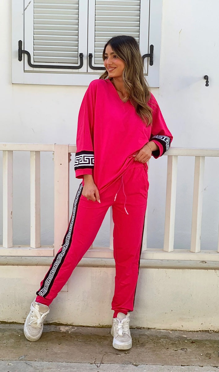 חליפה טוקיו ורוד